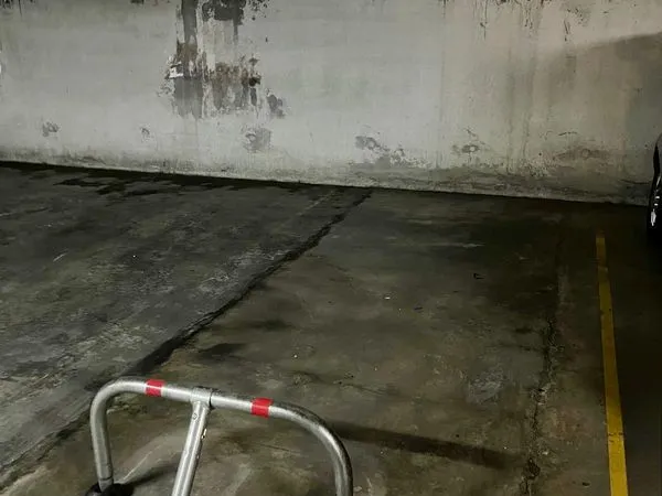 Place de parking en sous-sol à louer - Marseille 13005 - Résidence Villa des Sciences