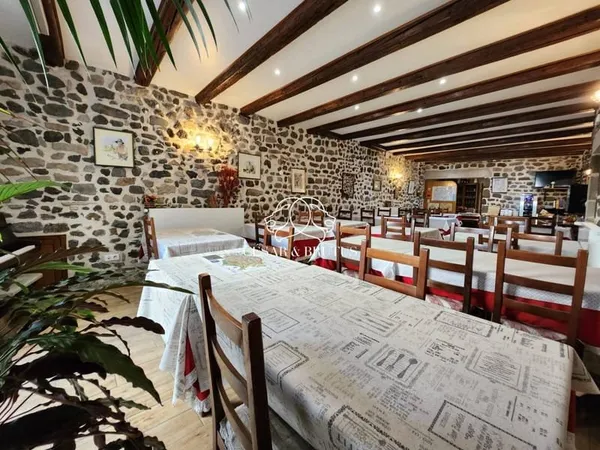 Hôtel 2 pièces