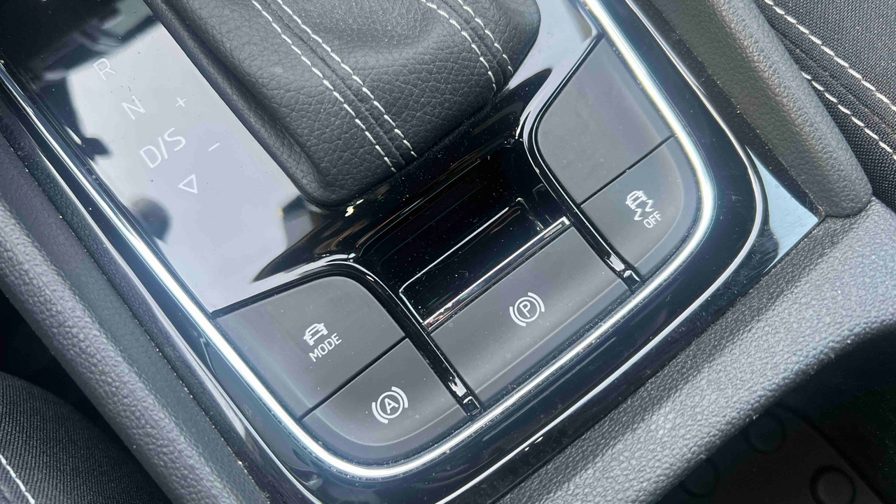 Skoda Karoq 1.5 TSI 150 ch ACT DSG7 — photo 18