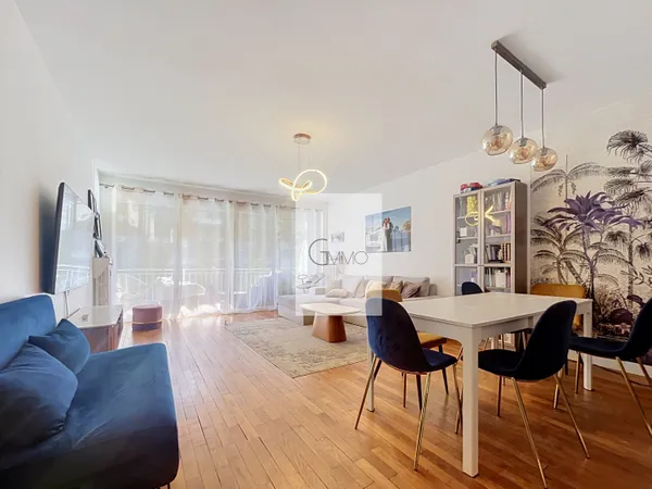 Joli appartement 3 pieces a Saint Cloud !