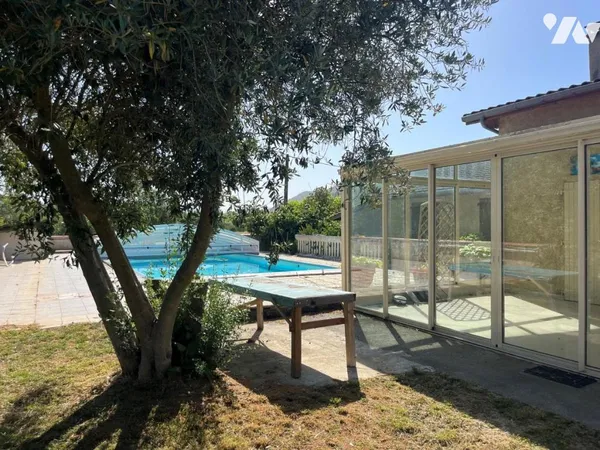 Maison 7 pièces 138 m²