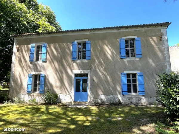 Propriété 7 pièces 249 m²