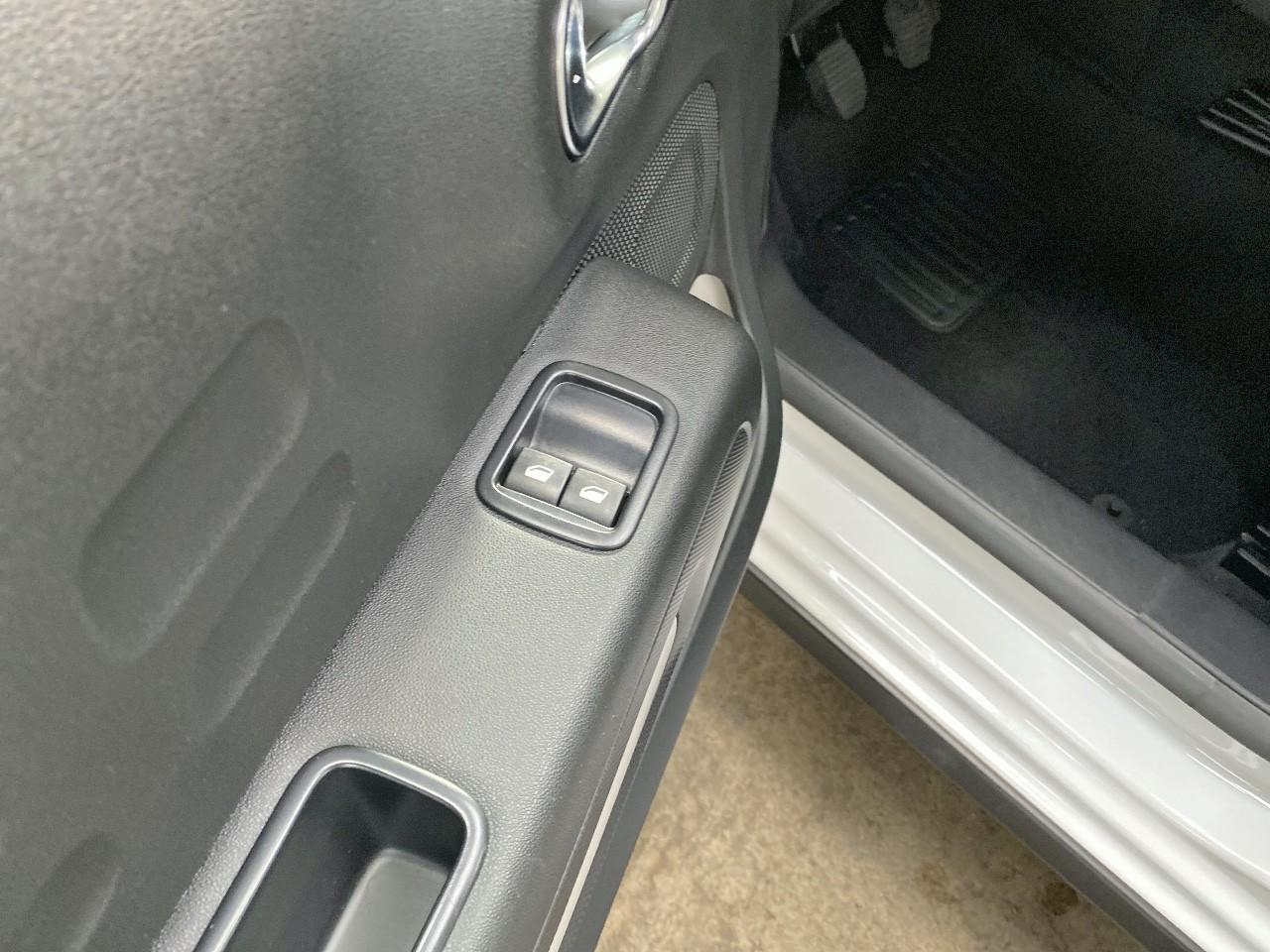 Citroën C3 1.2 puretech 83ch s&s feel pack — photo 12