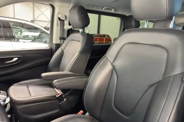 Mercedes Cla sse v extra-long 220 d 7g-tronic plus — photo 10