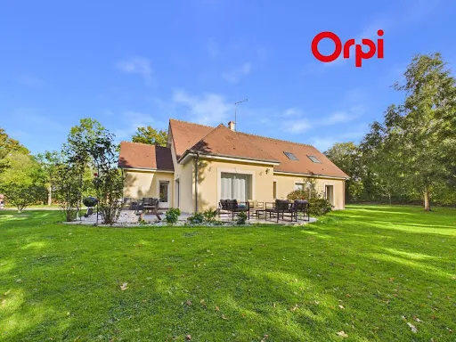 Maison 5 pièces 140 m²