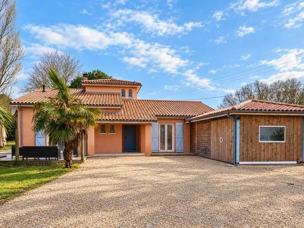 Maison 7 pièces 150 m²