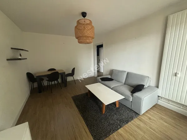 T2 Meublé - ROBIEN AVEC GARAGE