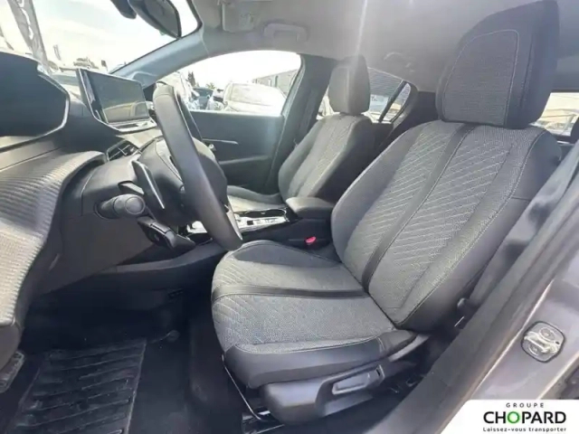 Peugeot 208 hybrid 100 e-dcs6 — photo 32