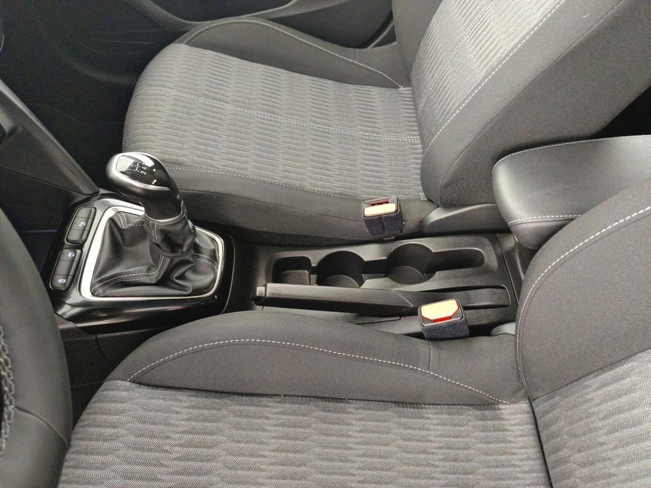 Opel Corsa 1.2 75 ch bvm5 elegance business — photo 30