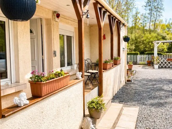 Maison de plain-pied à Lécluse avec espace pêche et accès privatif au plan d'eau - nature et calme g