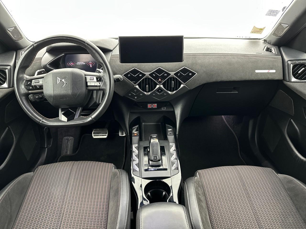 Ds Ds 3 crossback puretech 155 eat8 performance line+ — photo 12