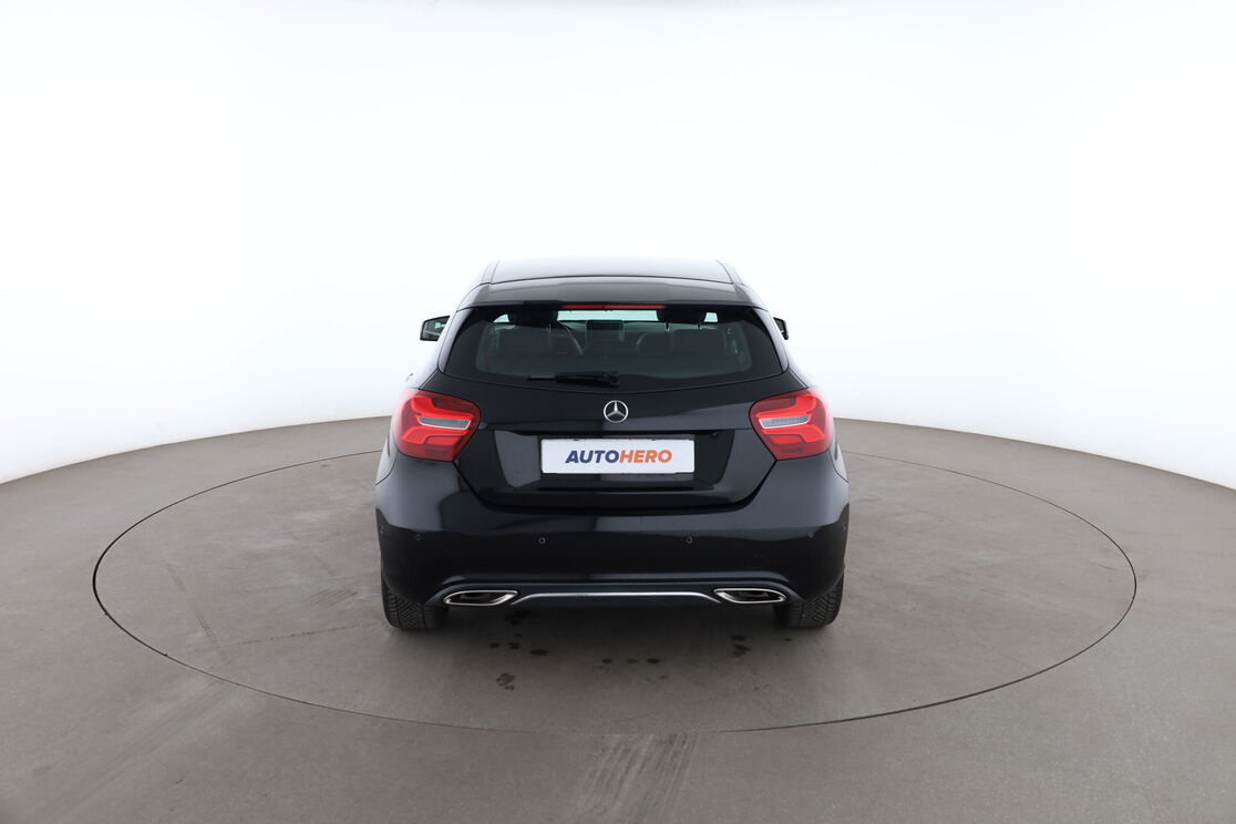 Mercedes-Benz Classe A 180 d Sensation 7G-DCT — photo 4
