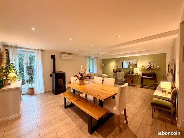 Maison de 150 m2 entièrement rénovée