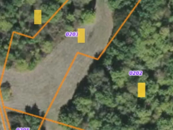 Terrain 13989 m²