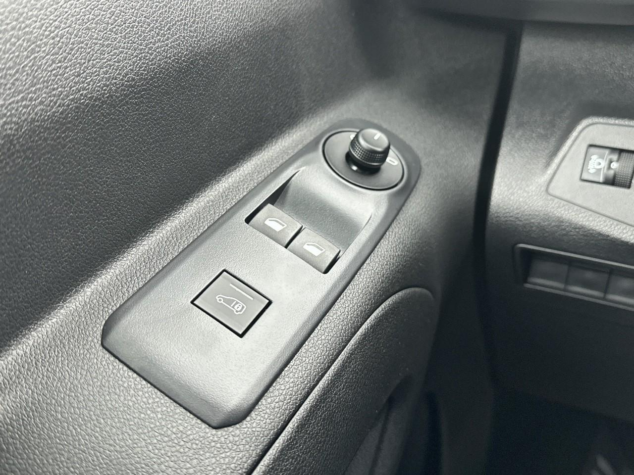 Citroën Berlingo van m diesel 100 ch manuelle — photo 15