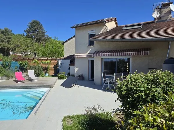 Maison 6 pièces 108 m²