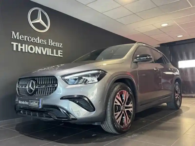 Mercedes Gla 200 d progressive line — photo 44