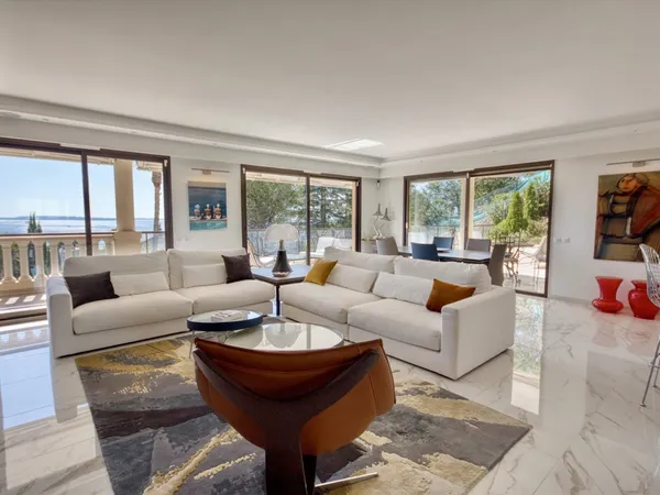 Appartement d'exception vue mer avec terrasse de 104 m²