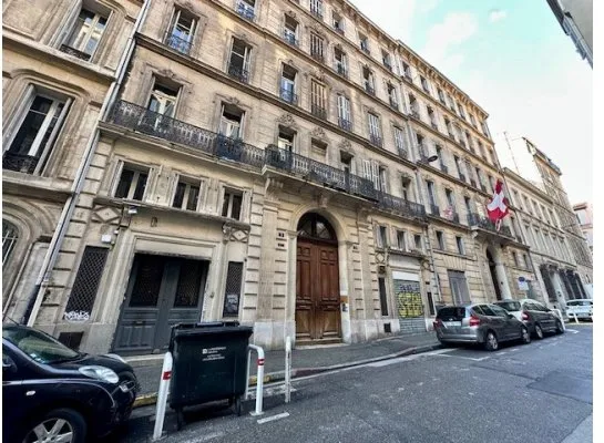 Locaux atypique à vendre - Préfecture