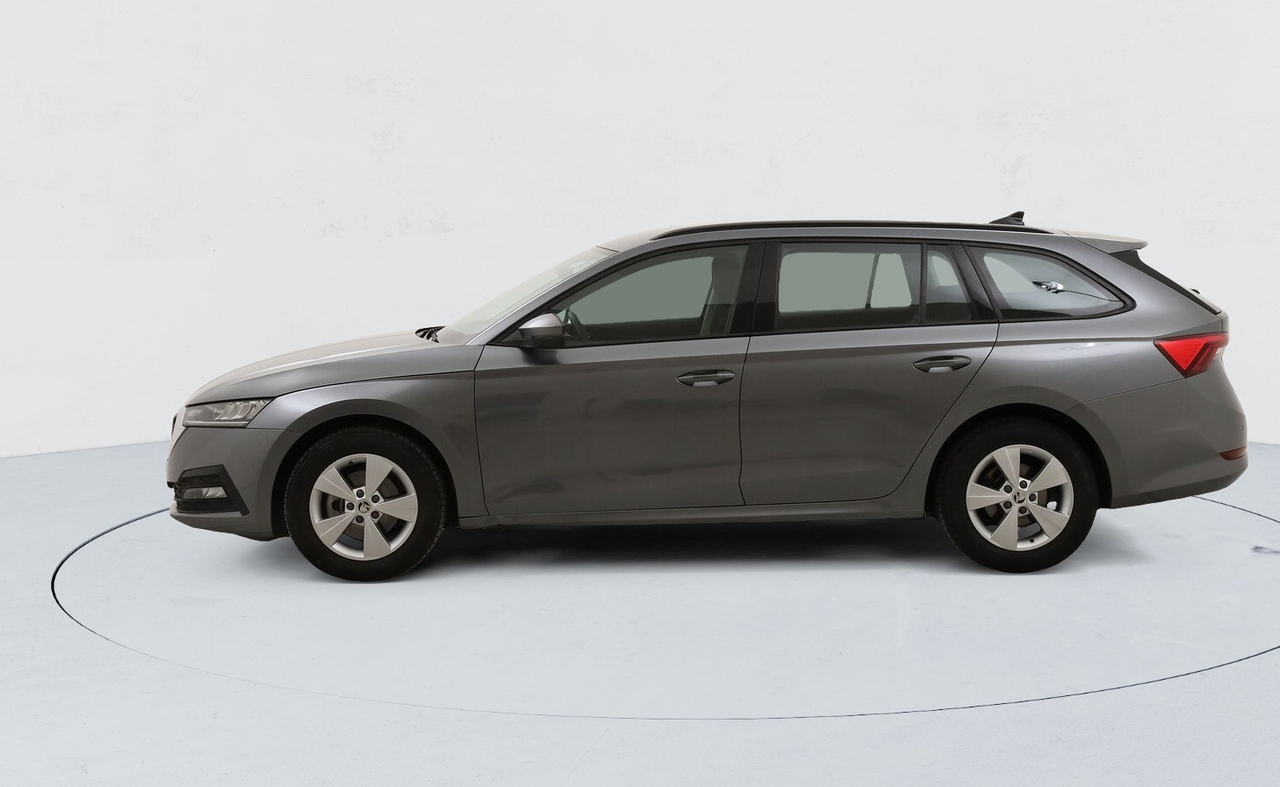 Skoda Octavia Combi — photo 2