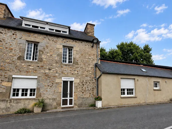 Ancien café de village à rénover - 118 m² - Lannebert