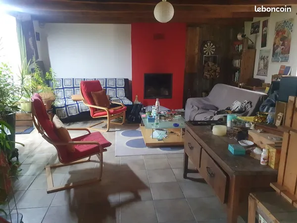 Chambre en colocation à Saint Vincent sur Oust, disponible en octobre