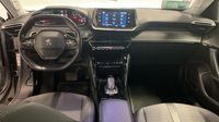 Peugeot 2008 1.2 PureTech 130ch S&S Allure EAT8 — photo 11