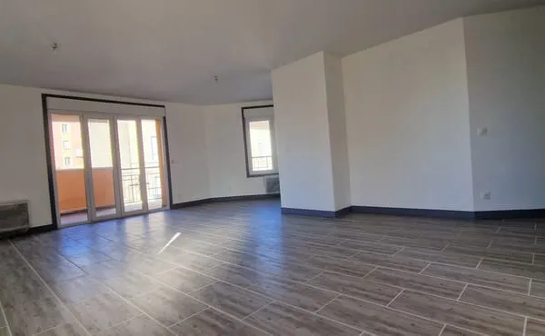 Appartement neuf avec terrasse en centre ville !