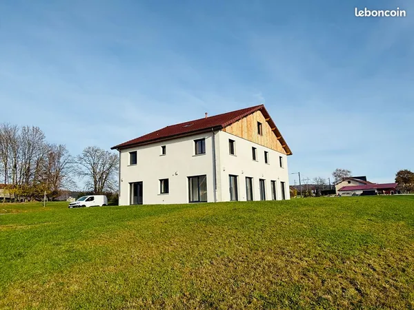 Maison 10 pièces 357 m²