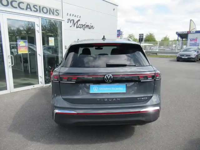 Volkswagen Tiguan 1.5 ehybrid 272ch dsg6 — photo 41