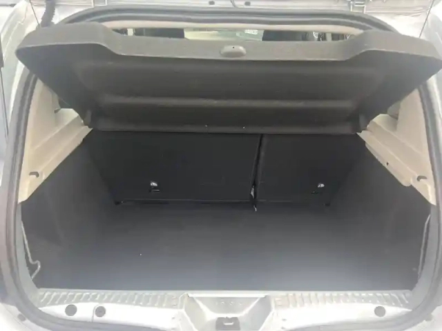 Dacia Sandero sce 75 — photo 18