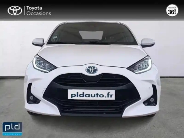 Toyota Yaris 116h design 5p my22 — photo 8