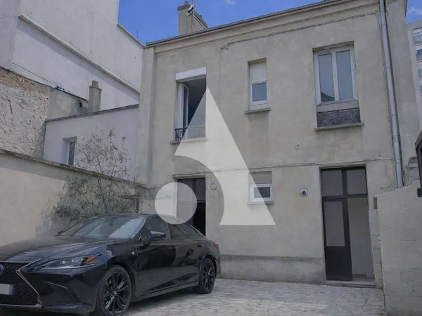 Maison 12 pièces 257 m²