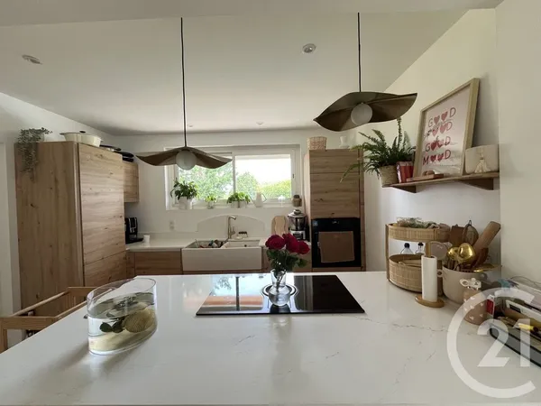 Maison 4 pièces 136 m²