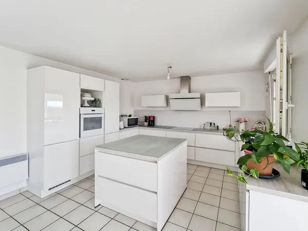 Maison 4 pièces 168 m²
