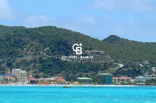 Terrain 3749 m²