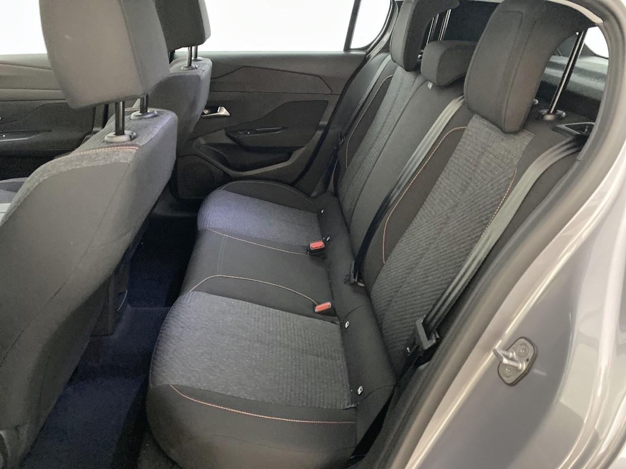 Peugeot 308 hybrid 145 e-dcs6 style — photo 10