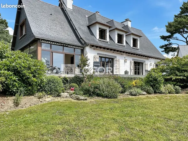Maison 6 pièces 165 m²