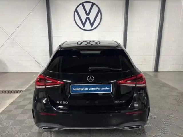 Mercedes Classe A 250 224ch 4matic amg line 7g-dct — photo 4