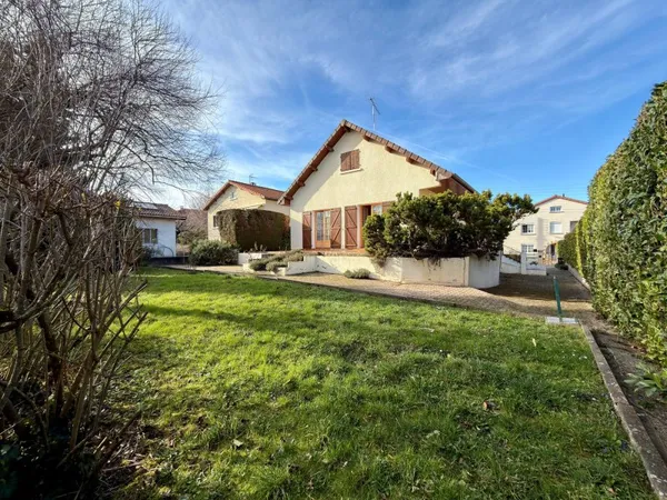 Maison de 112 m² sur terrain de 632 m² à Issoire