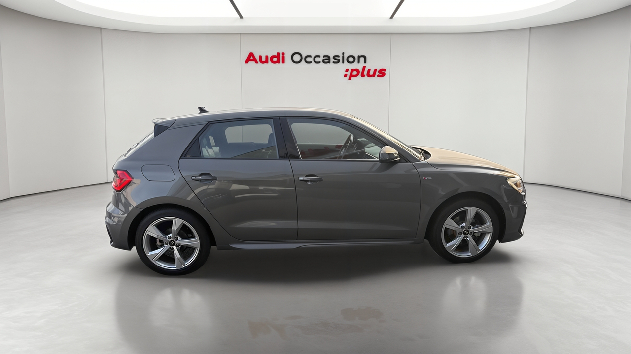 Audi A1 Sportback 30 TFSI 116 ch S tronic 7 — photo 6