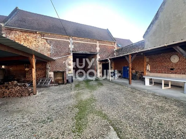Jolie corps de ferme situé à Grandfresnoy 6 pièce(s) 160 m2