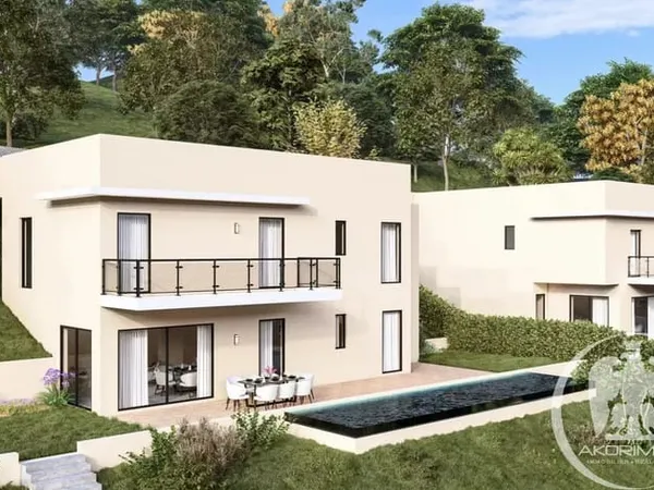 VILLA - MENTON - 133m² - TERRAIN - PARKING - PISCINE
