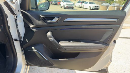 Renault Megane 1.2 TCe 130 Energy - GT Line – 2018 – 99525 km – Essence – Boîte Manuelle — photo 26