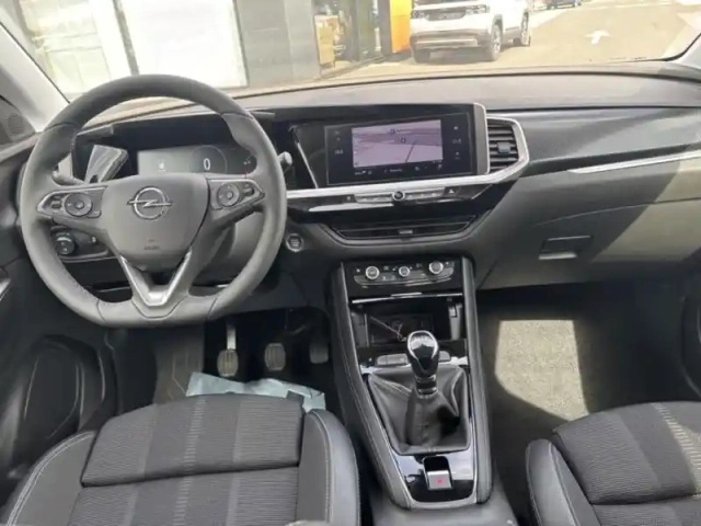 Opel Grandland 1.2 turbo 130ch gs — photo 15