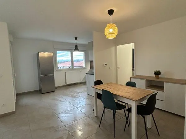 3 Pièces - 72m² - Meublé - Meyrié - étage 2/2