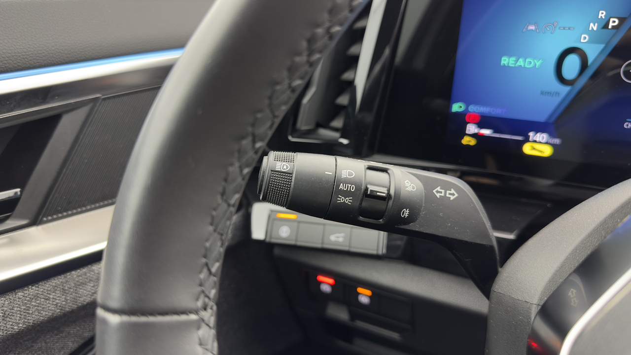 Renault Espace E-Tech full hybrid 200 GSR2 — photo 14