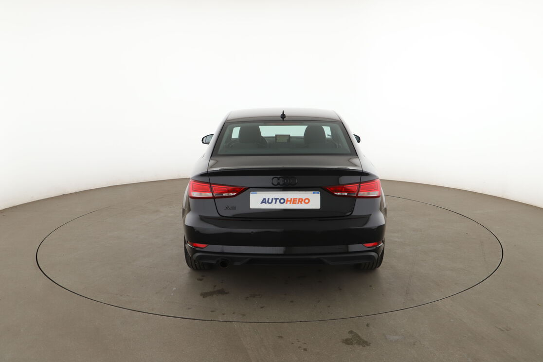 Audi A3 Limousine 30 TFSI — photo 4