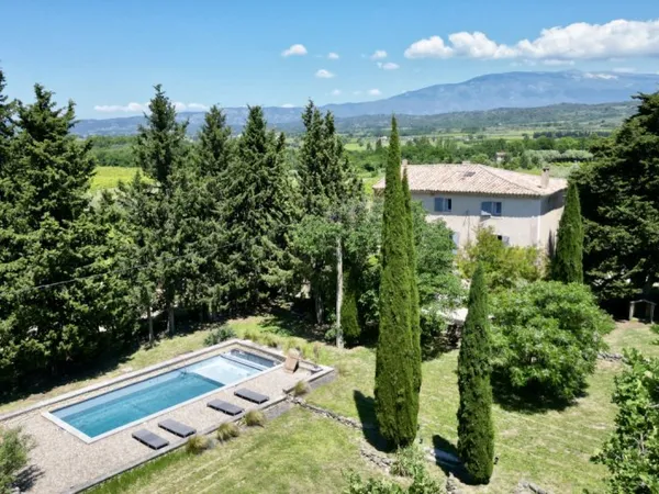 Bastide du XIXème siècle avec vues panoramiques