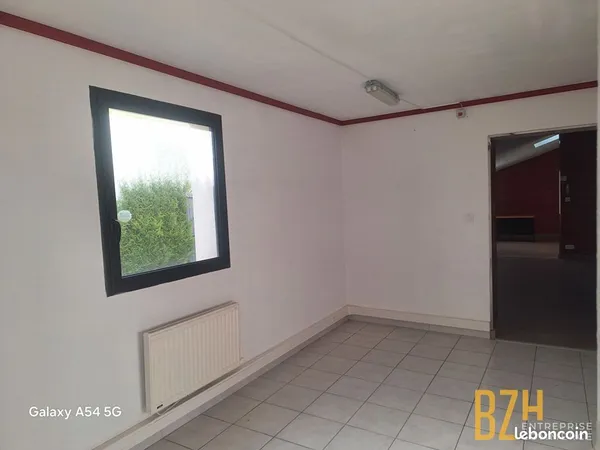 Bureaux 64 m² VANNES